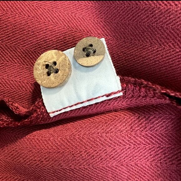 Tommy Bahama Large 100% Silk Embroidered Paradise Plunder Treasure on the Rocks - Picture 5 of 7